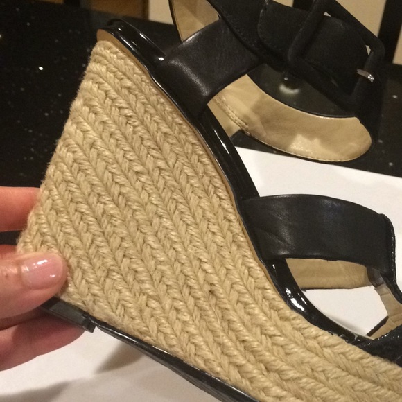 Size 6 Calvin Klein Espadrilles - Picture 4 of 8